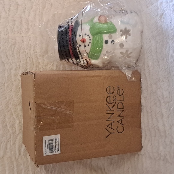NEW Yankee Candle Snowman Luminary Tea Light Candle Holder - Picture 4 of 4